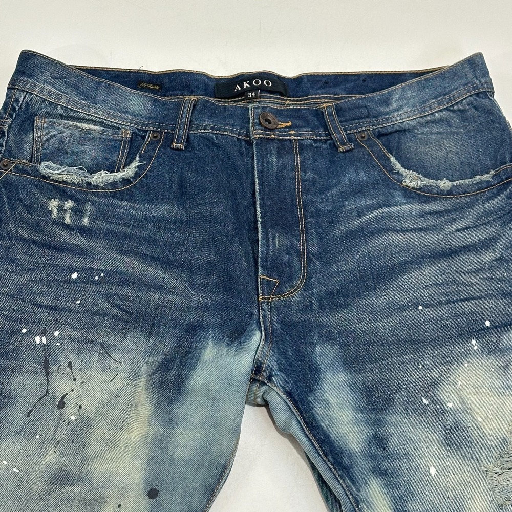 Akoo Mens Distressed Light Wash Jeans Size 34